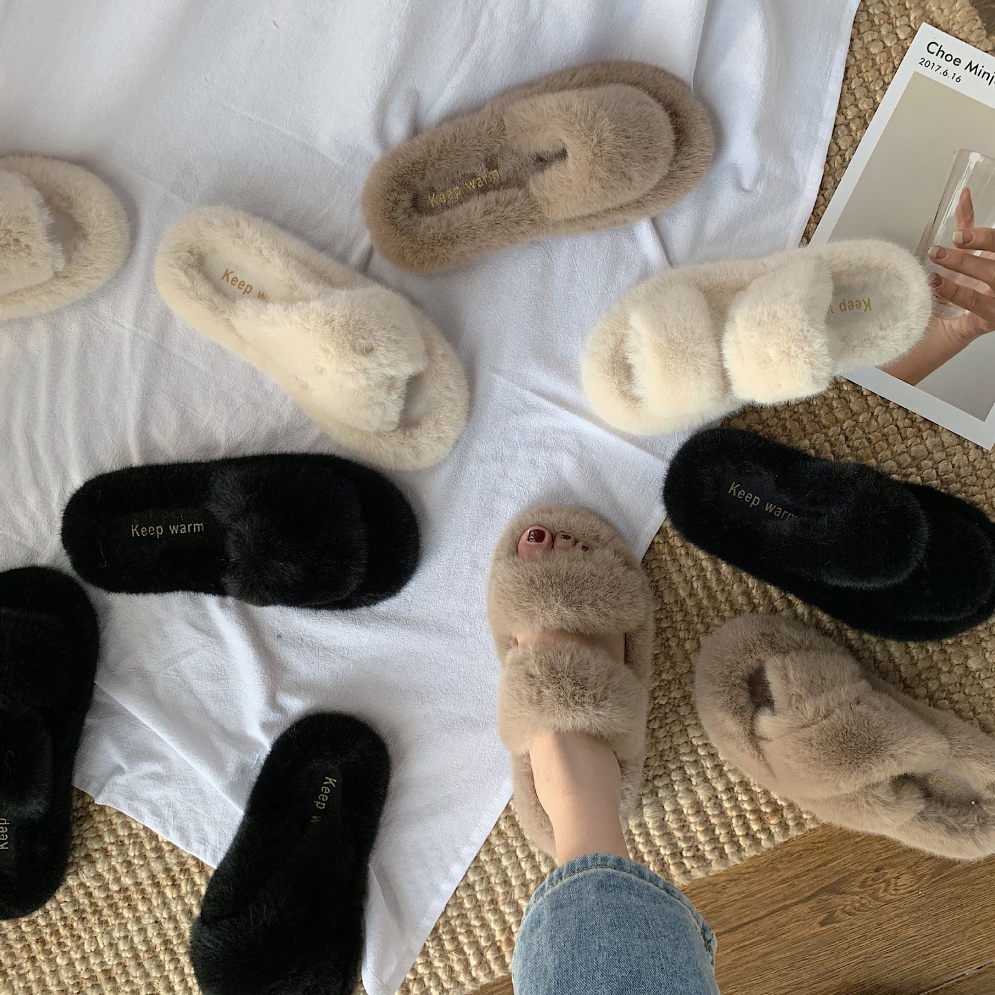 Hairy slippers for women